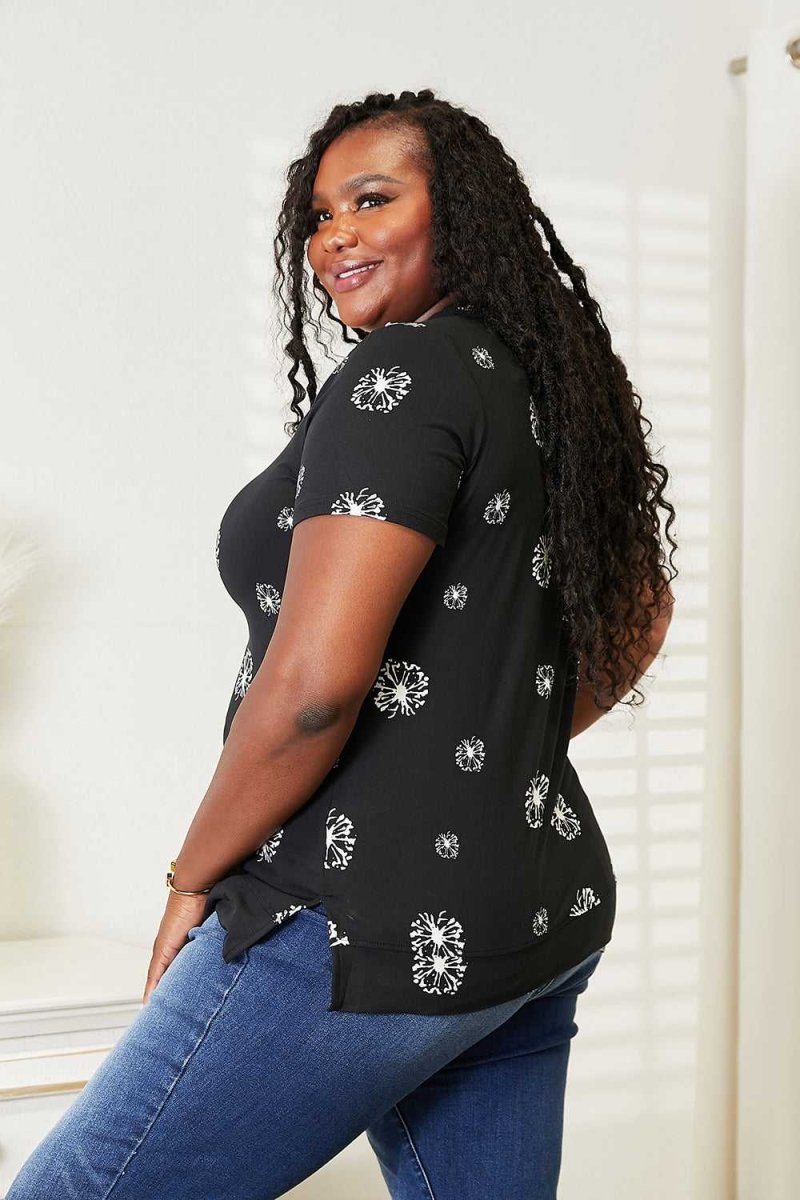 Double Take Dandelion Print Round Neck T-Shirt - Hopeford Streams
