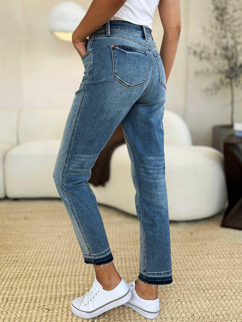 Judy Blue Full Size Mid Rise Rigid Magic Release Hem Jeans -- 