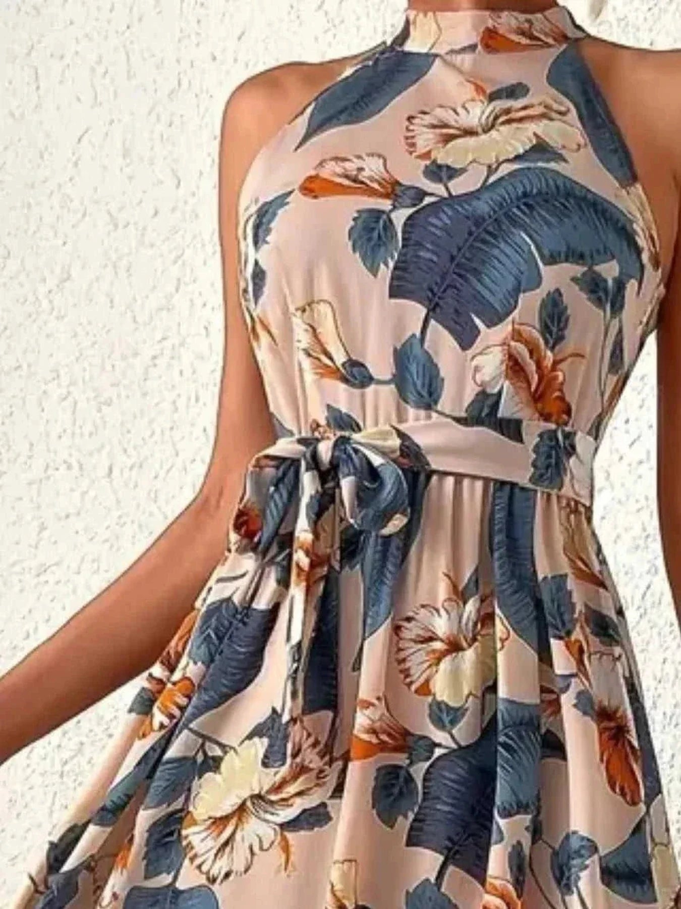 Tied Floral Sleeveless Dress -- 
