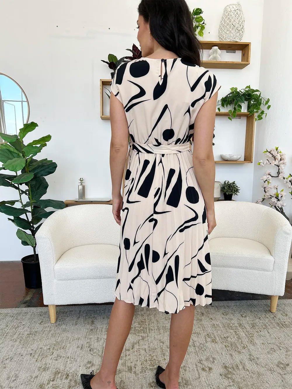 Tied Pleated Printed Midi Dress – Modest Cap Sleeve