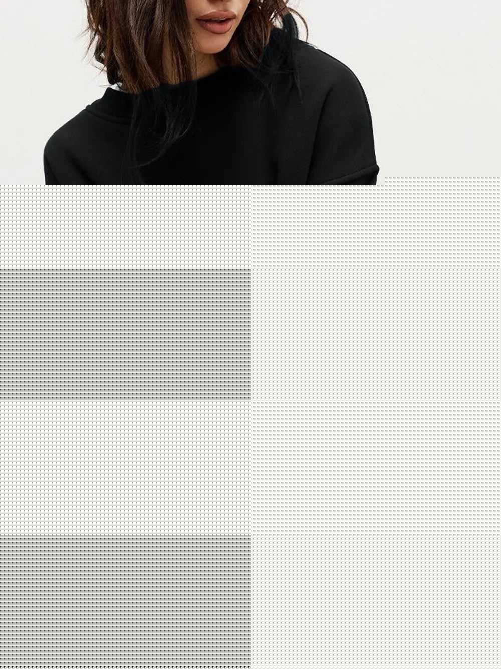 Round Neck Dropped Shoulder Long Sleeve Sweatshirt -- 