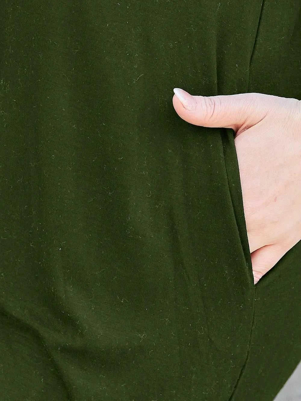 Basic Bae Full Size Round Neck Short Sleeve Dress with Pockets -- 