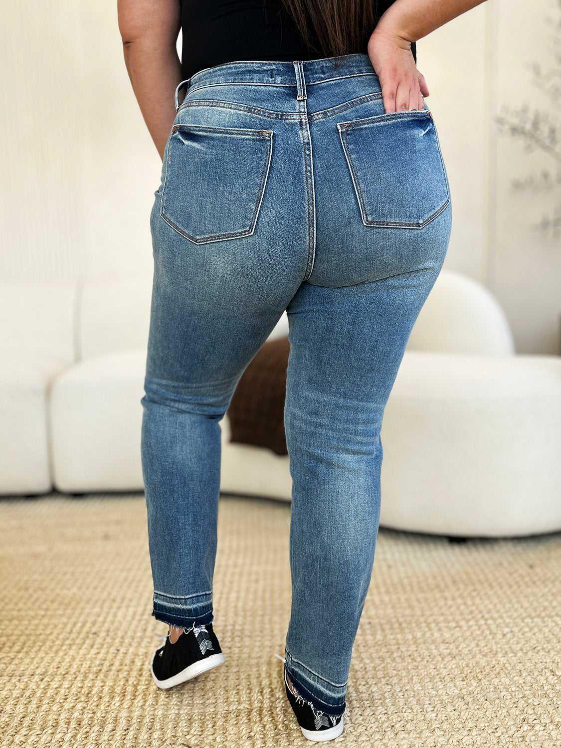 Judy Blue Full Size Mid Rise Rigid Magic Release Hem Jeans -- 