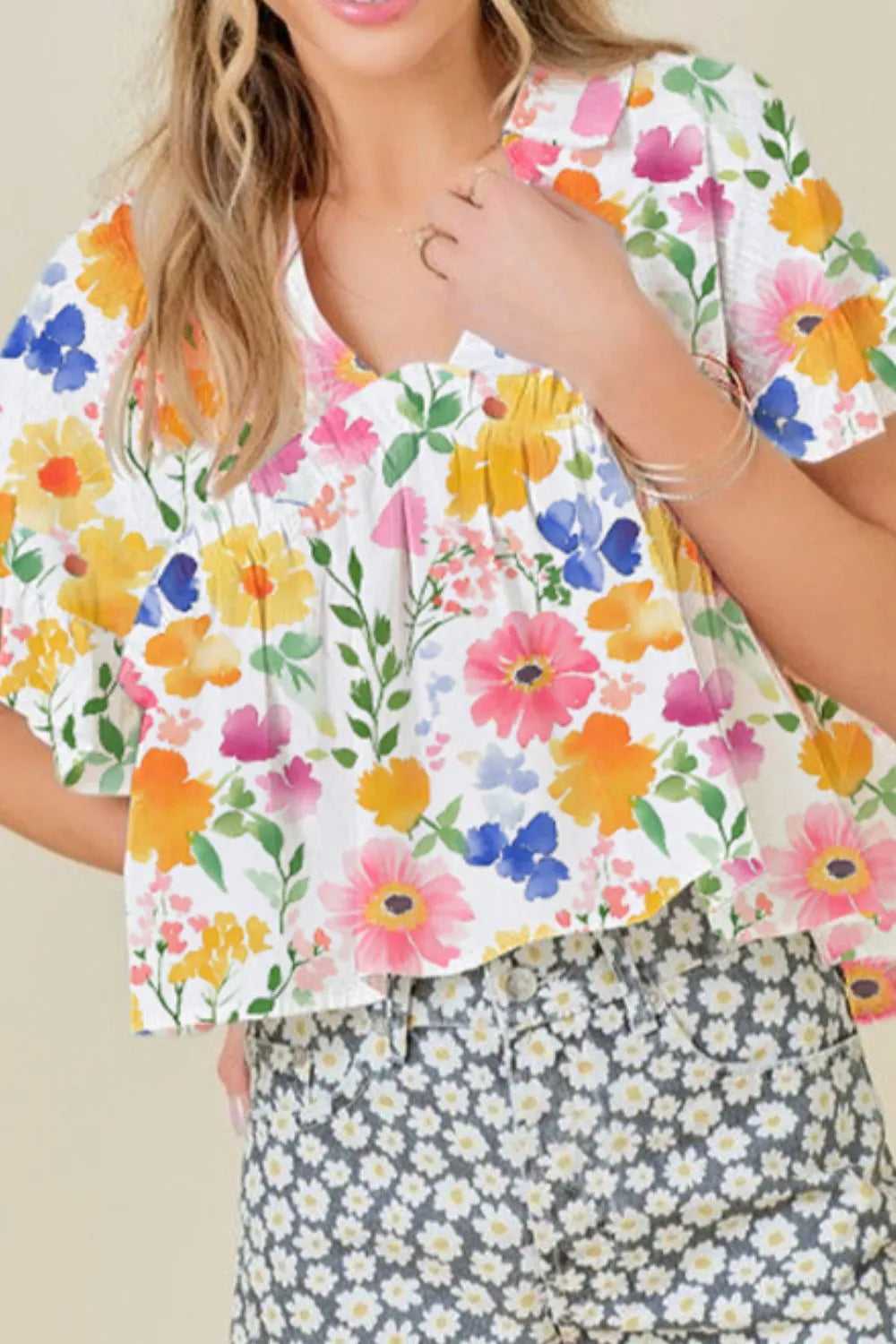 Floral Boxy Fit Ruffled Short Sleeve Blouse