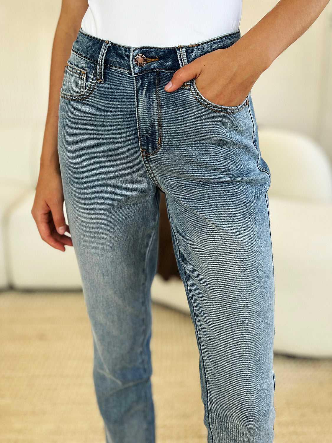 Judy Blue Full Size Mid Rise Rigid Magic Release Hem Jeans -- 