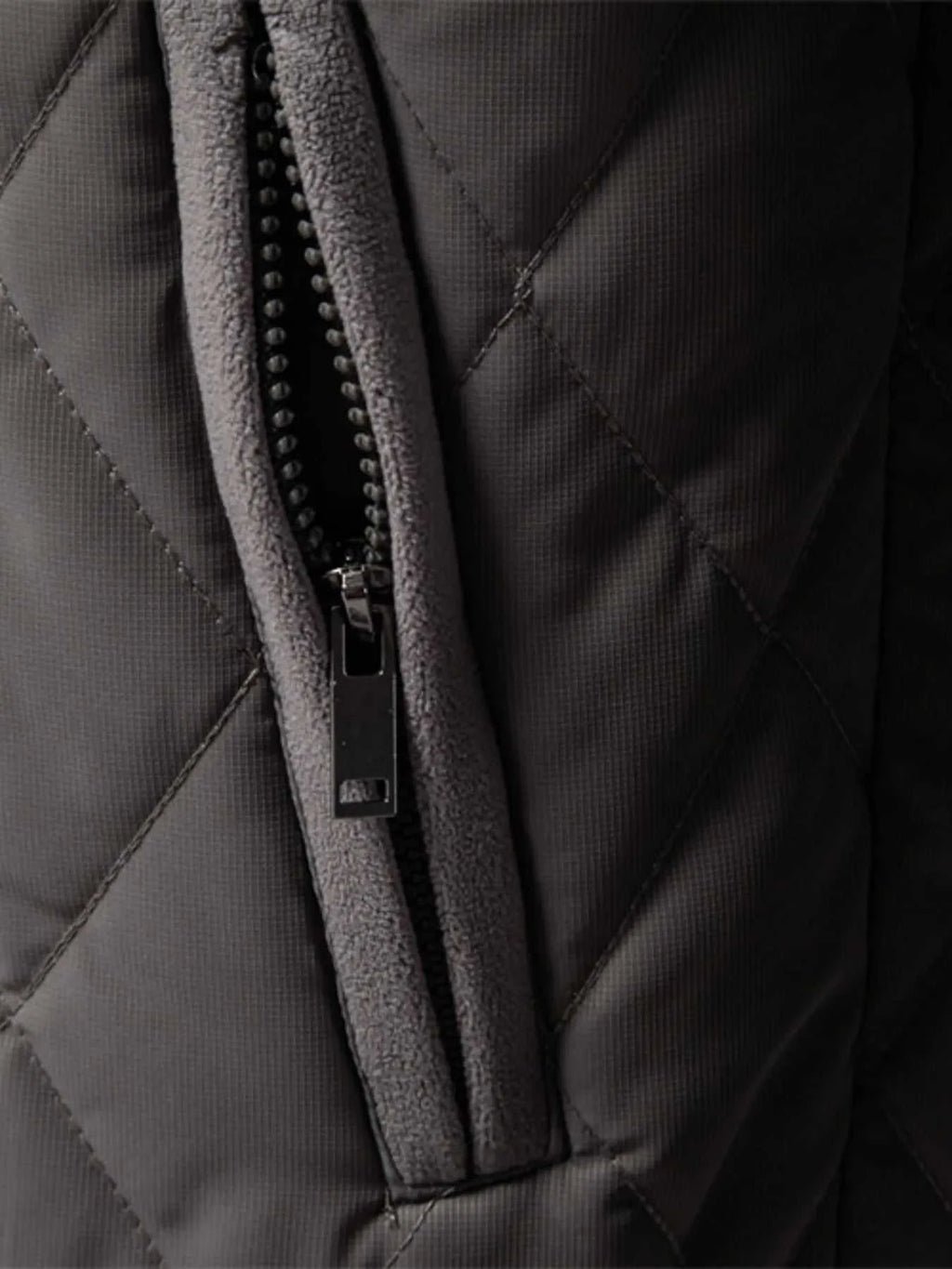 Men's Quilted Snap Down Long Sleeve Jacket