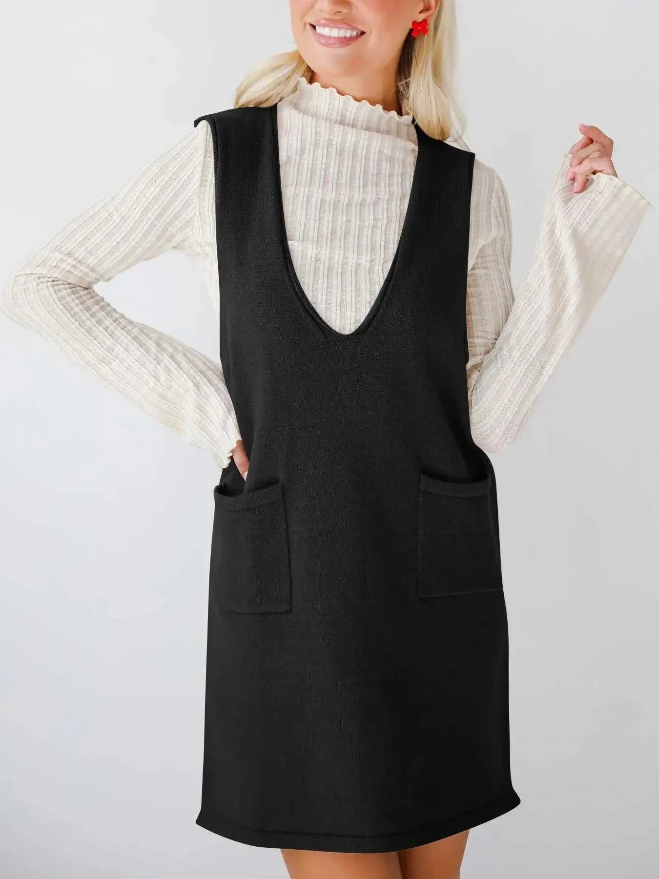 Sleeveless Knit Dress with Pockets -- 