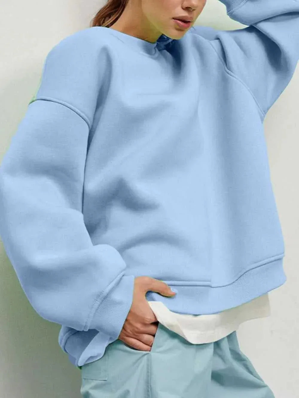 Round Neck Dropped Shoulder Long Sleeve Sweatshirt -- 