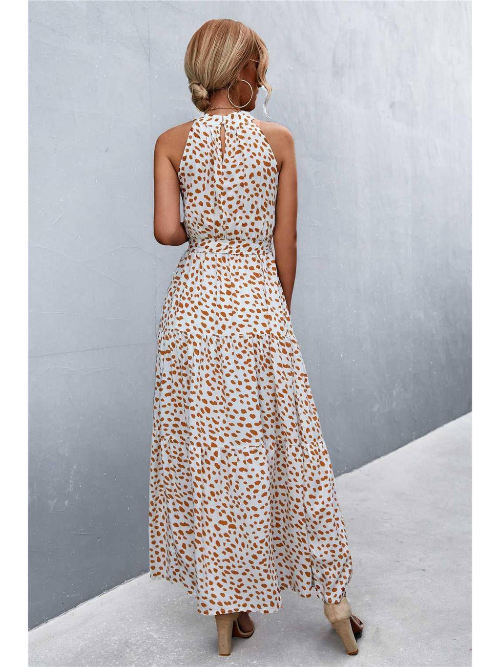 Printed Sleeveless Tie Waist Maxi Dress -- 