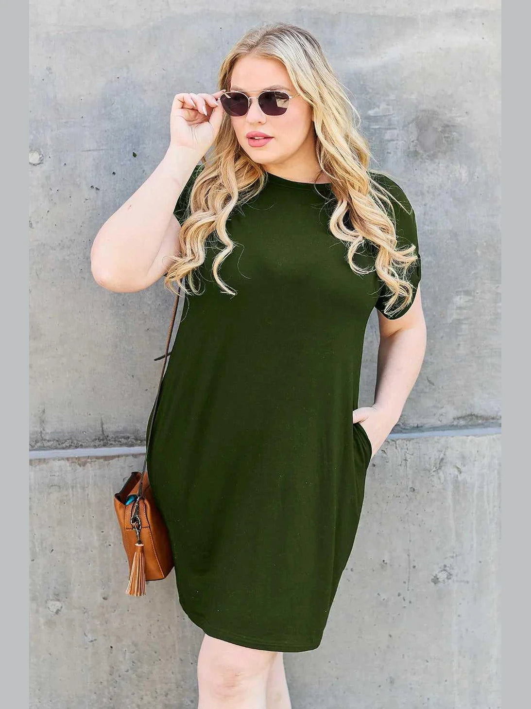 Basic Bae Full Size Round Neck Short Sleeve Dress with Pockets -- 