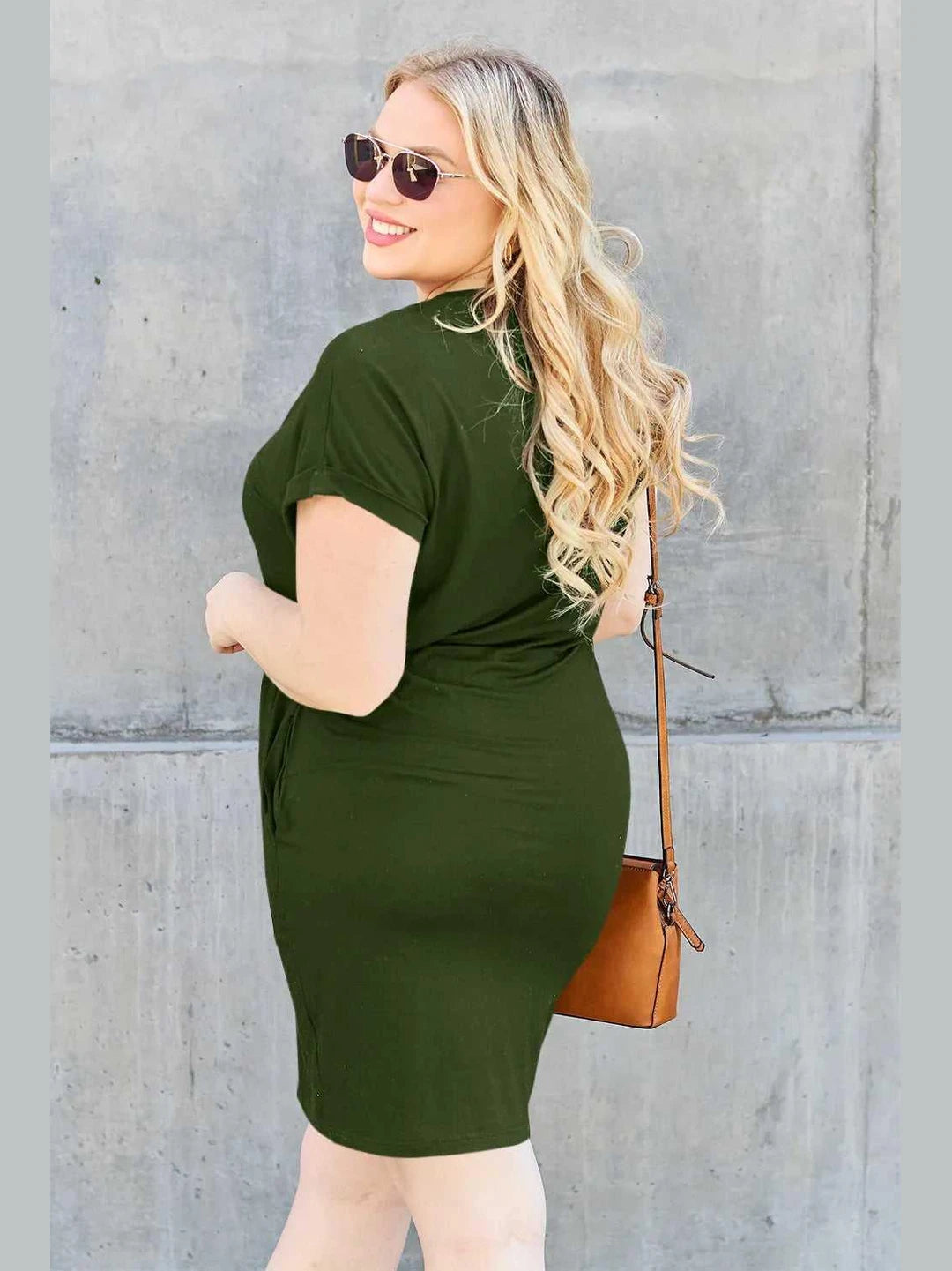 Basic Bae Full Size Round Neck Short Sleeve Dress with Pockets -- 