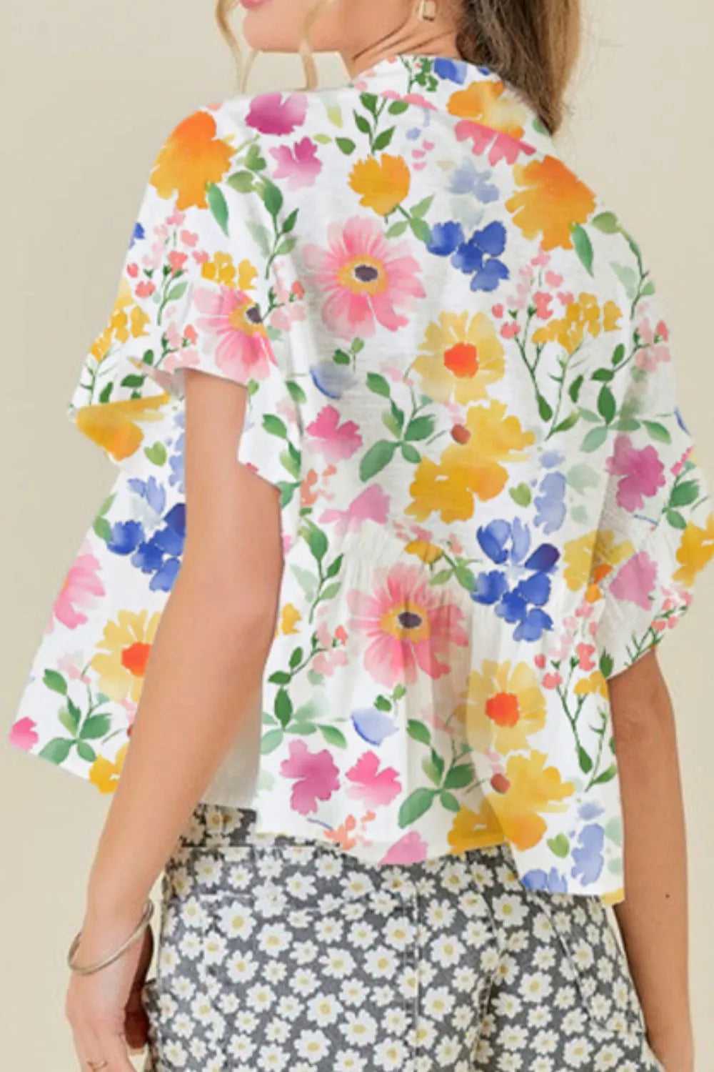 Floral Boxy Fit Ruffled Short Sleeve Blouse