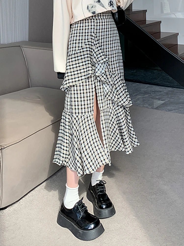 Vintage Plaid Midi Skirt – A-Line Ruffle