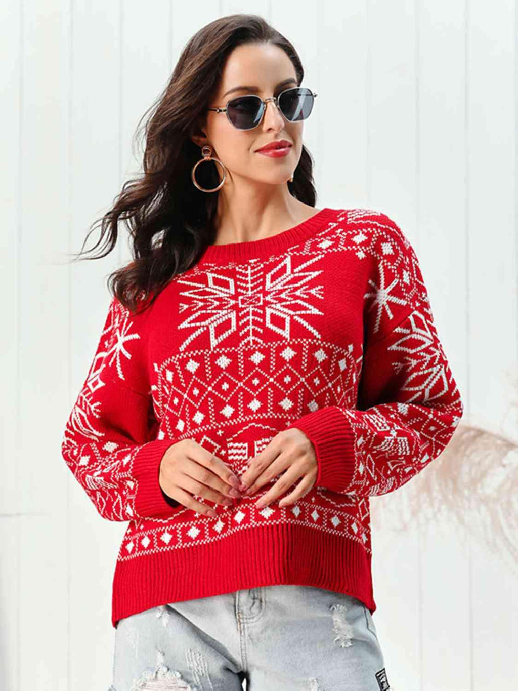 Snowflake Pattern Round Neck Sweater -- 
