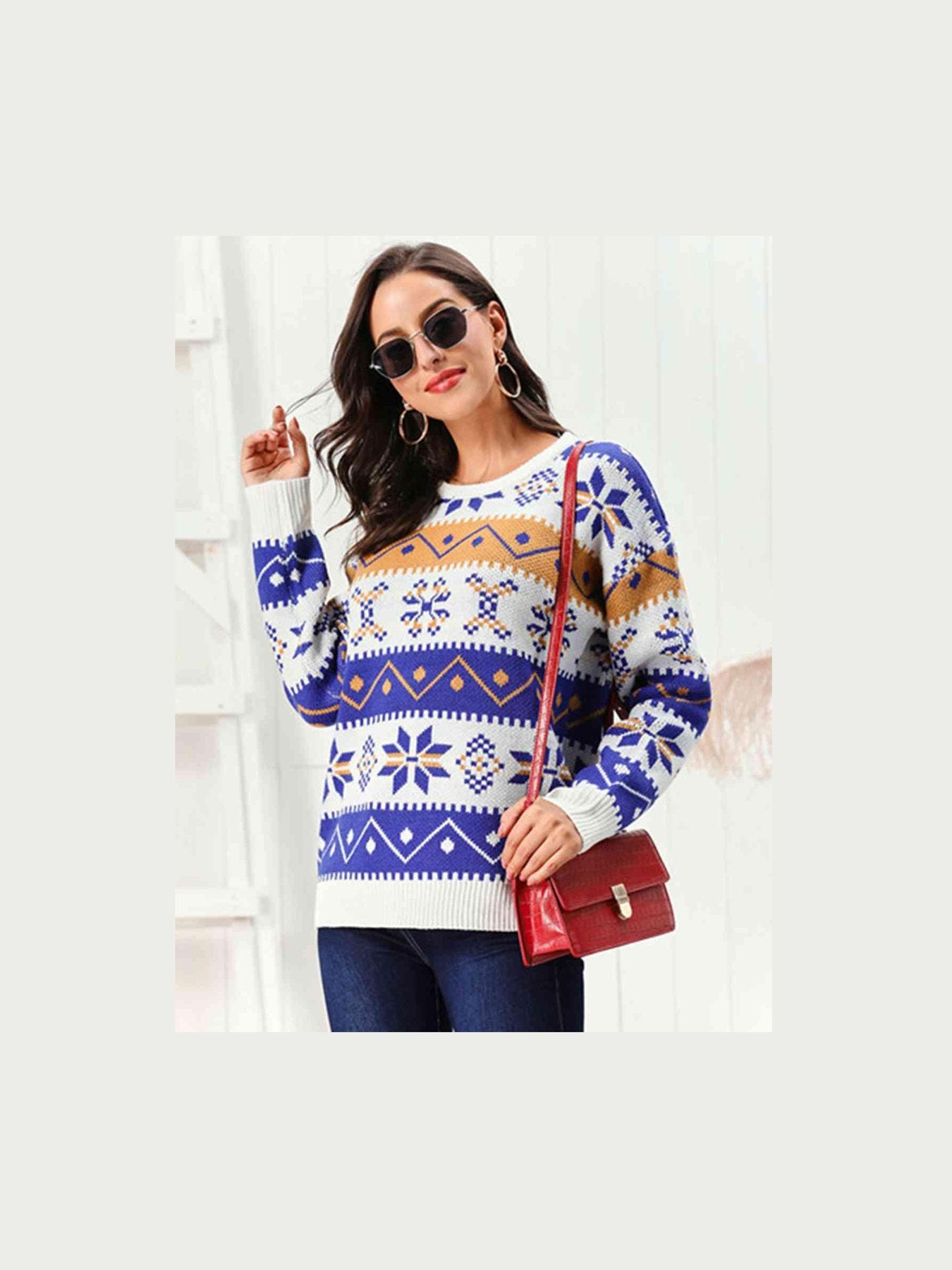 Snowflake Pattern Round Neck Sweater -- 