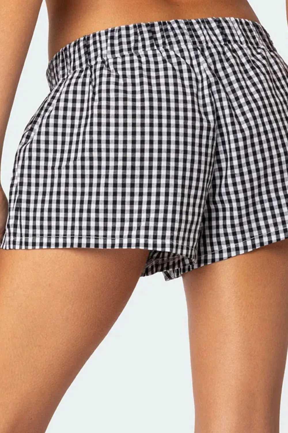 Plaid Elastic Waist Shorts -- 
