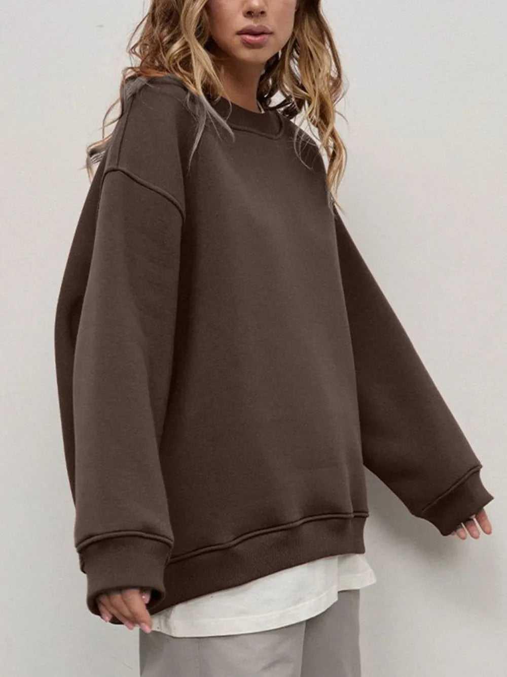 Round Neck Dropped Shoulder Long Sleeve Sweatshirt -- 