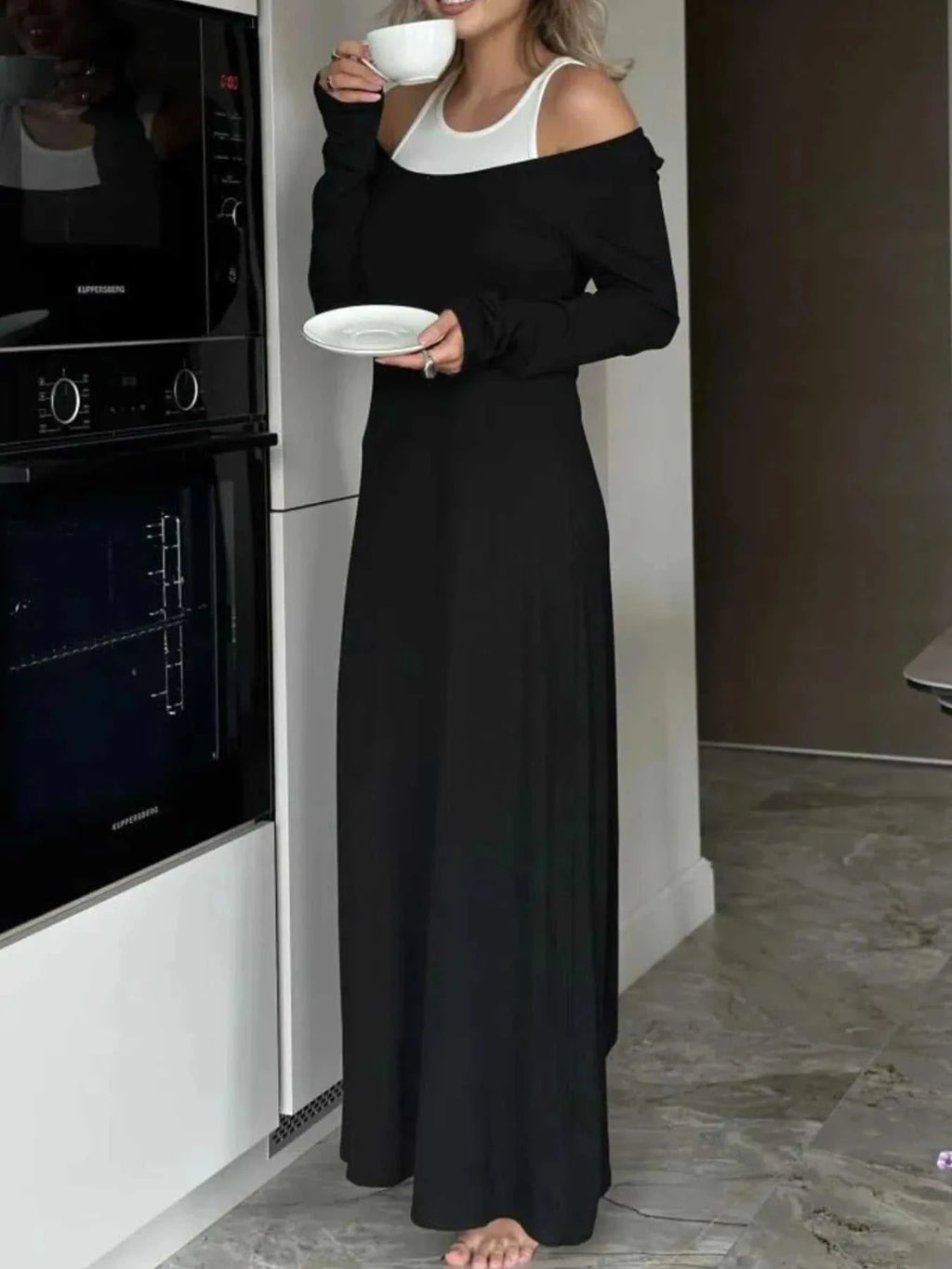 Contrast Long Sleeve Maxi Dress