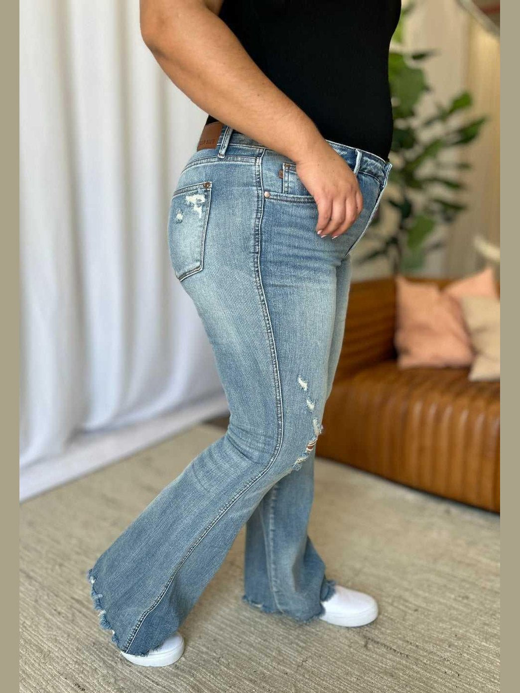 Judy Blue Full Size Medium Rise Tummy Control Destroy Flare -- 