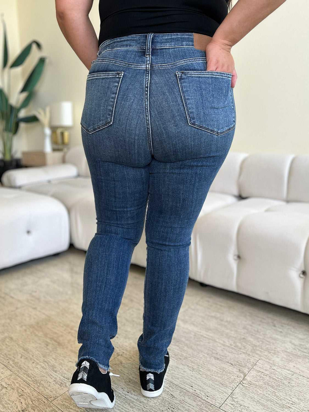 Judy Blue Full Size High Waist Distressed Skinny Jeans -- 