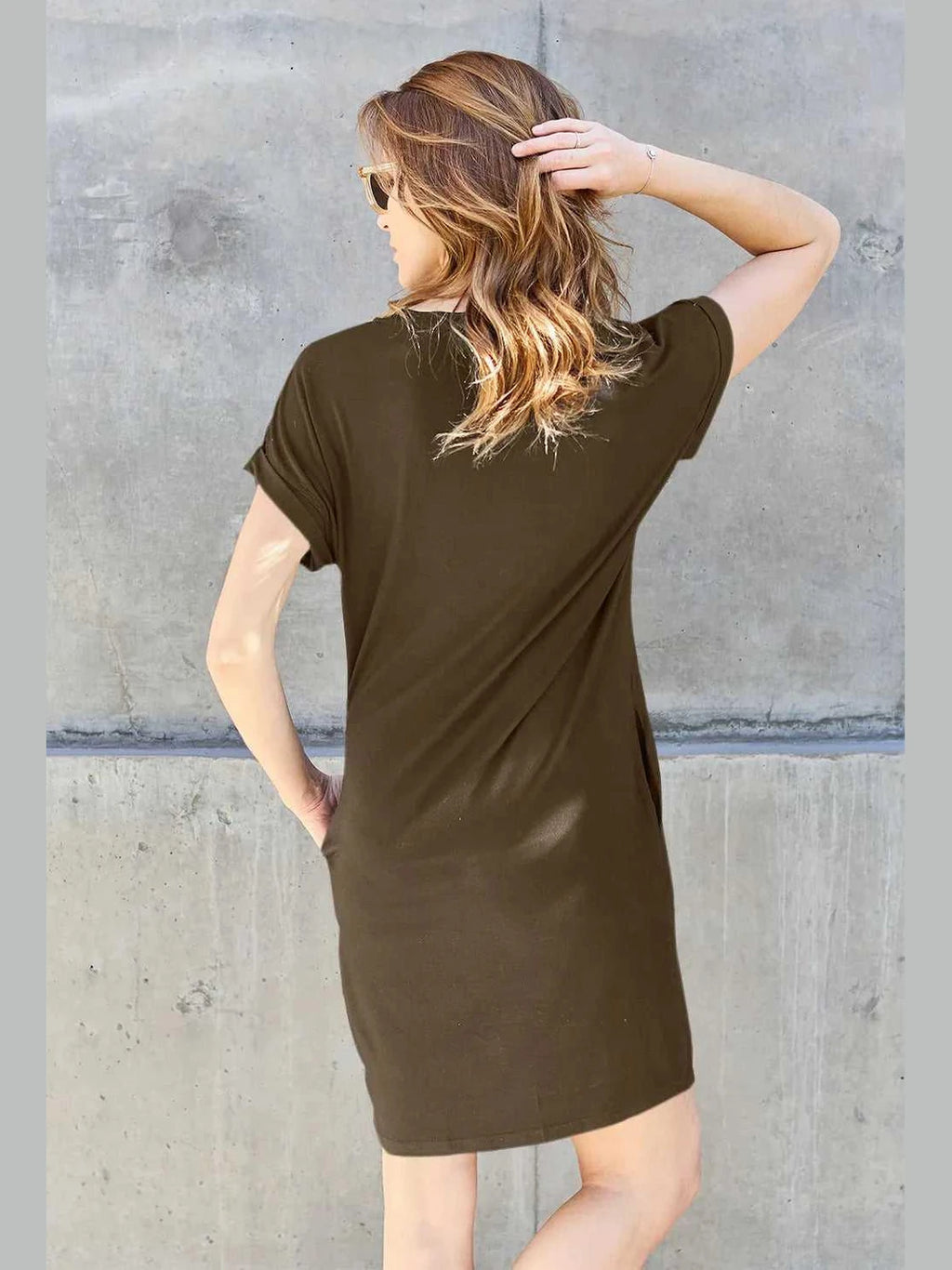 Basic Bae Full Size Round Neck Short Sleeve Dress with Pockets -- 