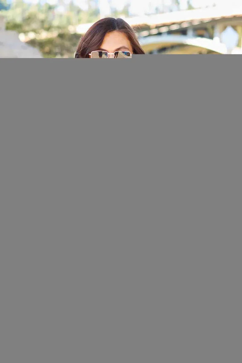 Full Size Ribbed Round Neck Long Sleeve Knit Top BY Basic Bae -- 