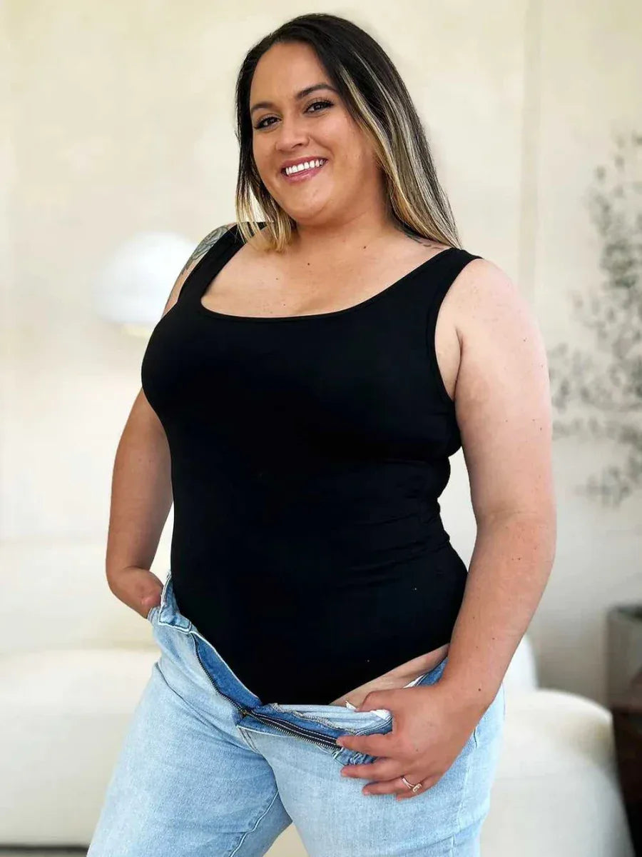 Basic Bae Full Size Square Neck Sleeveless Bodysuit -- 