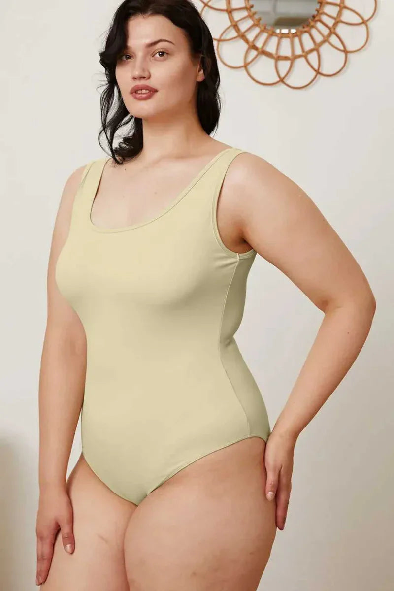 Basic Bae Full Size Square Neck Sleeveless Bodysuit -- 