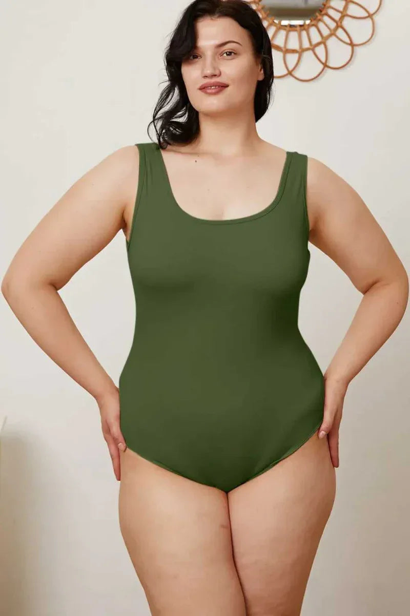 Basic Bae Full Size Square Neck Sleeveless Bodysuit -- 
