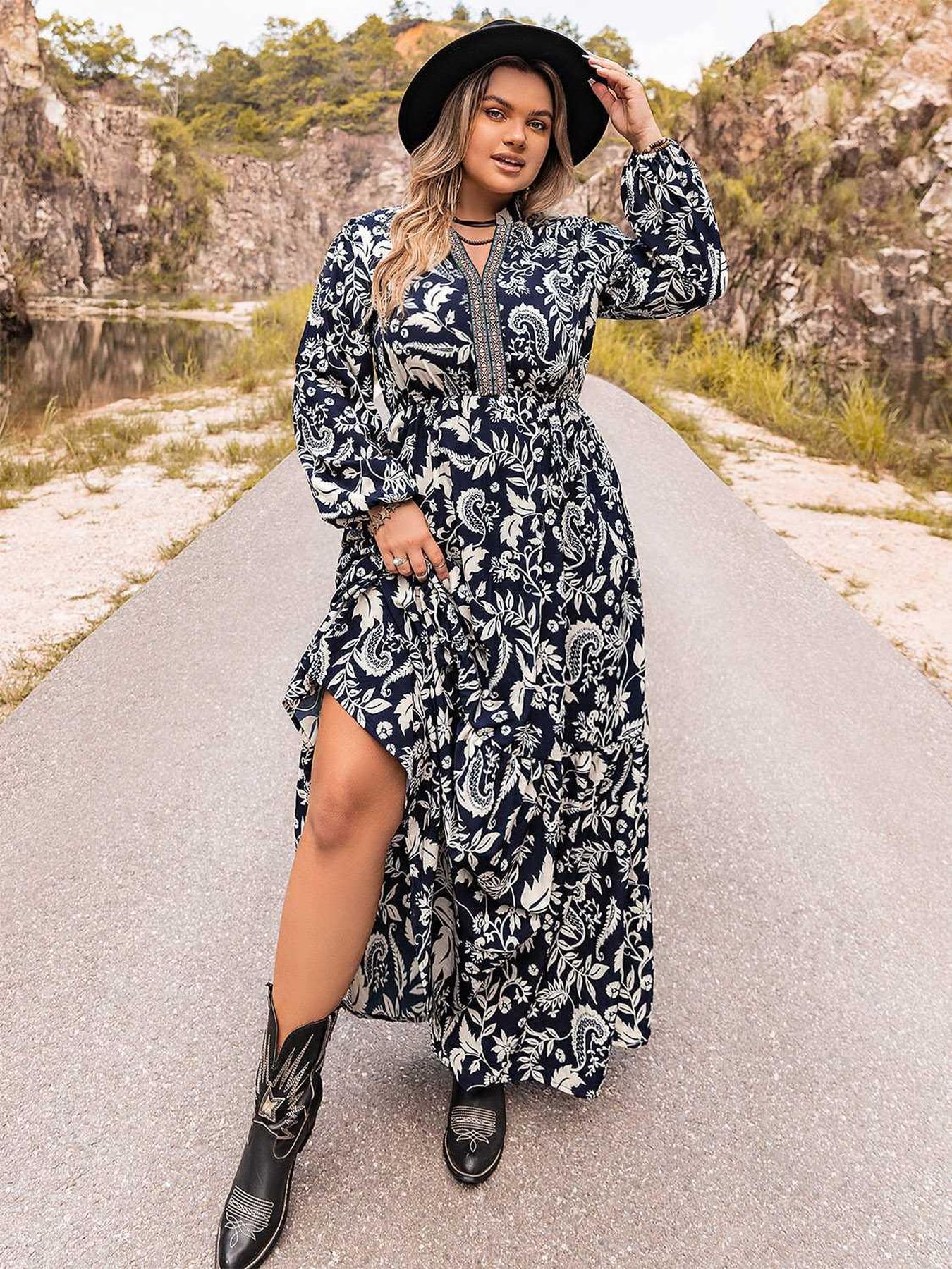Plus Size Long Sleeve Maxi Dress -- 