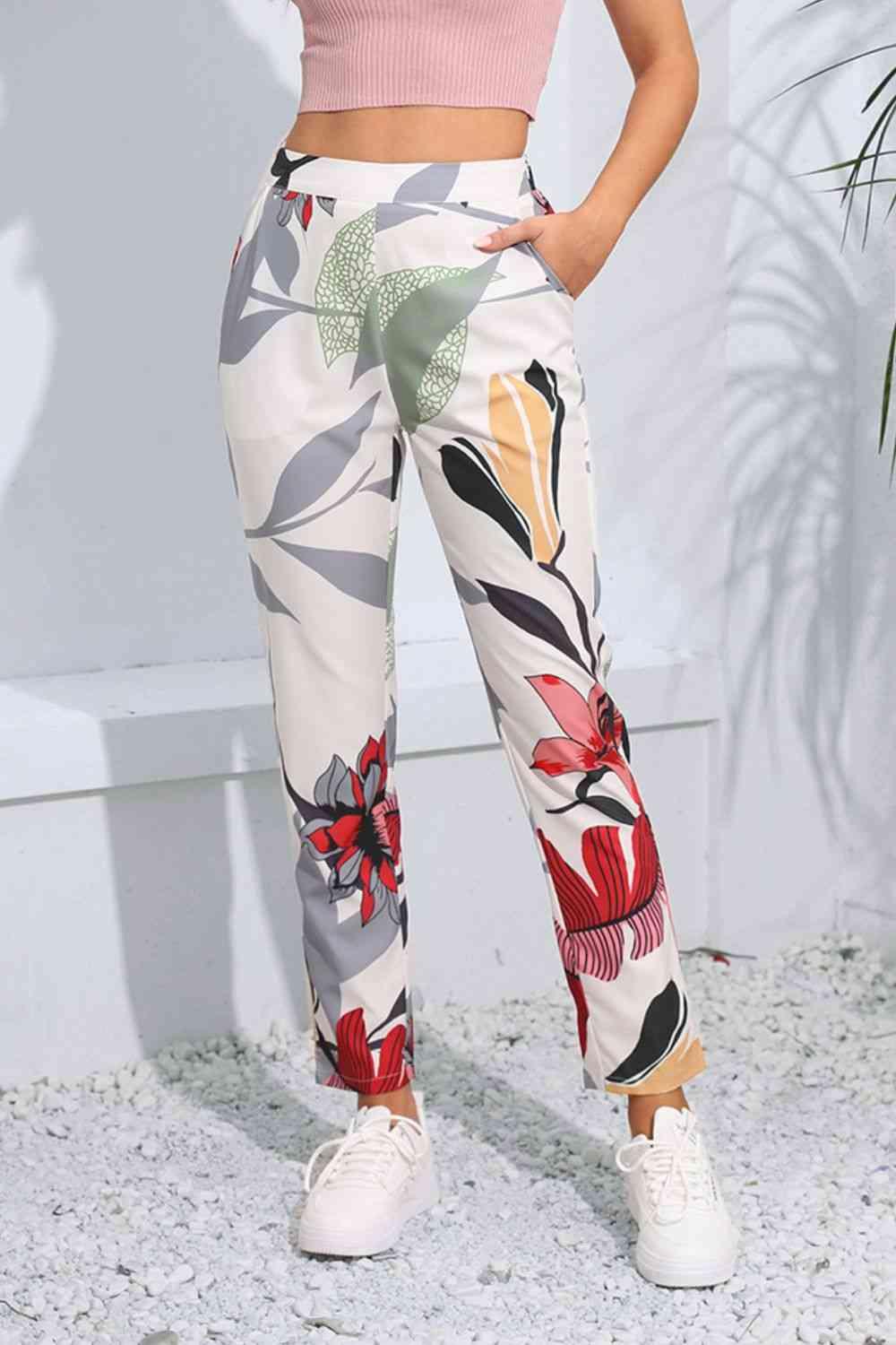 Floral Print Cropped Pants with Pockets -- 