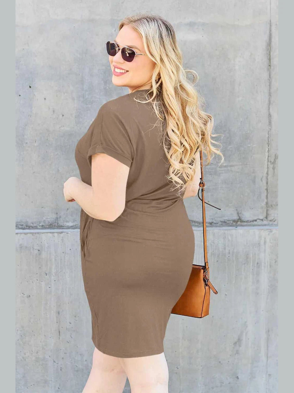 Basic Bae Full Size Round Neck Short Sleeve Dress with Pockets -- 