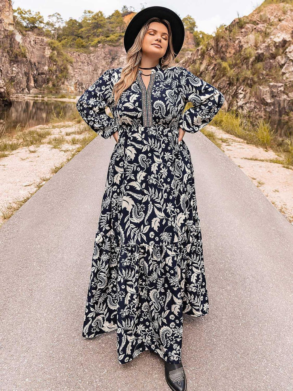 Plus Size Long Sleeve Maxi Dress -- 