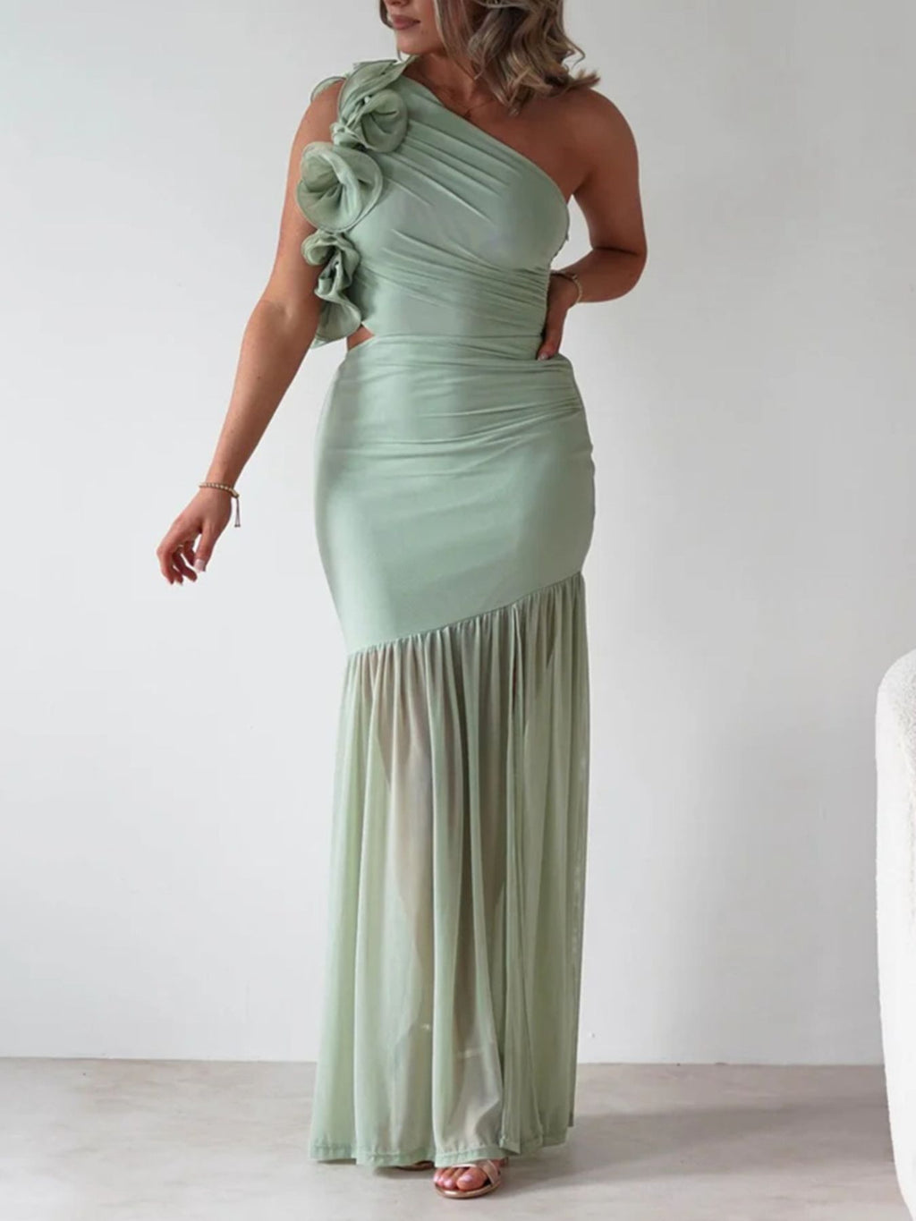 d6952780-8b0c-43c8-b7ec-e0af337821ad-Max