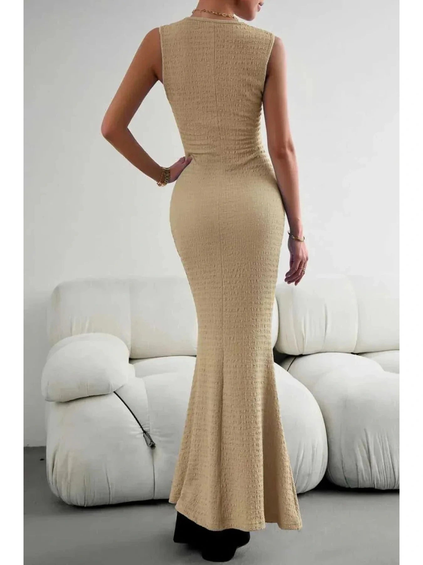 Devine Round Neck Sleeveless Maxi Fishtail Dress -- 