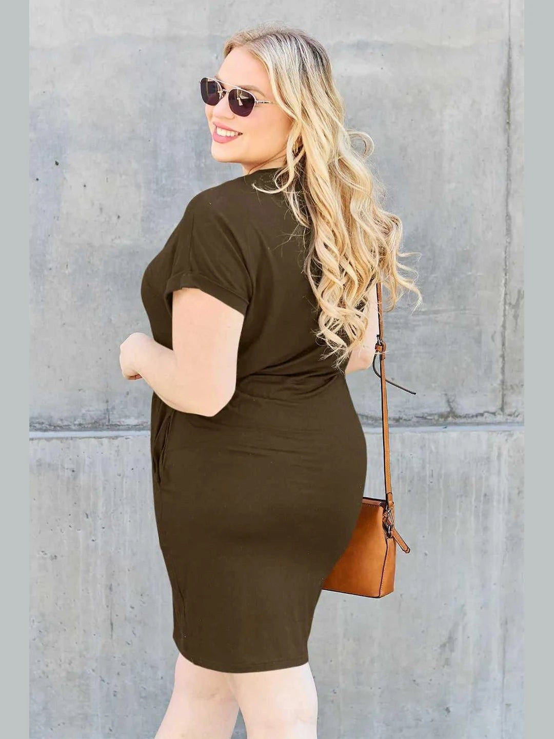 Basic Bae Full Size Round Neck Short Sleeve Dress with Pockets -- 