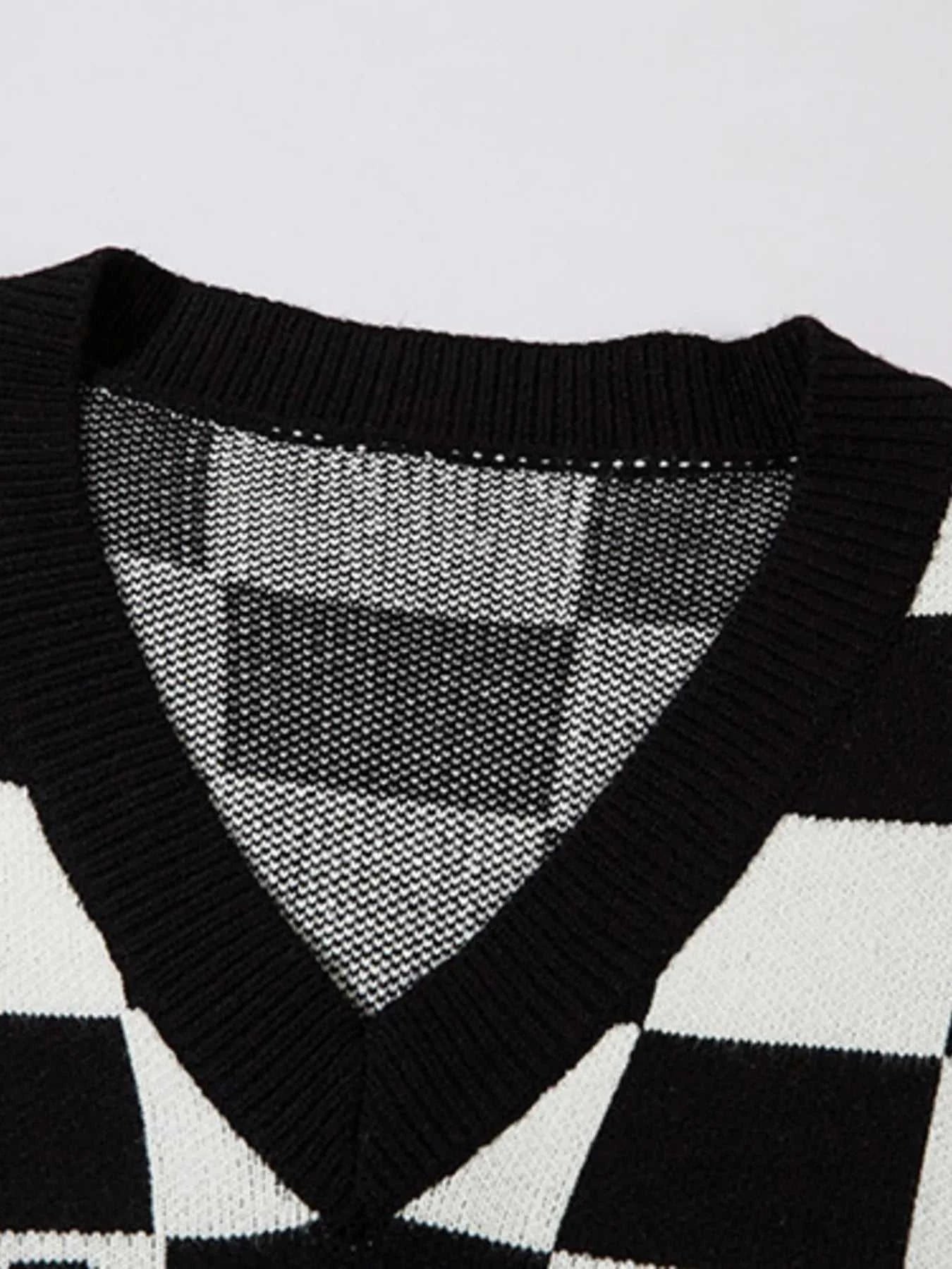 Men's Checkered Heart Pattern Sweater Vest