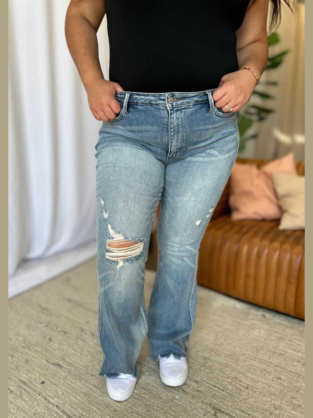 Judy Blue Full Size Medium Rise Tummy Control Destroy Flare -- 