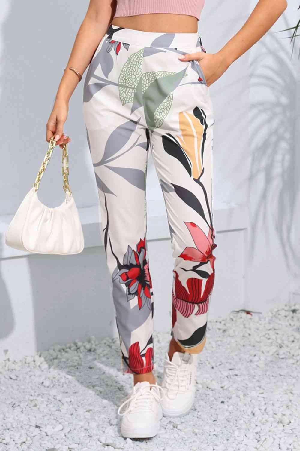 Floral Print Cropped Pants with Pockets -- 