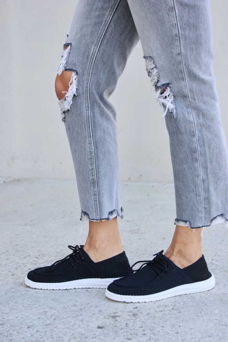 Forever Link Flat Round Toe Lace - Up Sneakers - Hopeford Streams