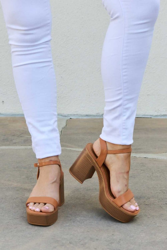 Weeboo Feel It Platform Heel Sandals - Hopeford Streams